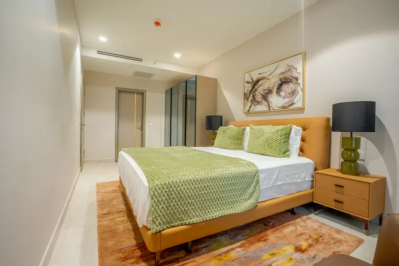 One-bedroom apartment, bedroom at Grand Mirage